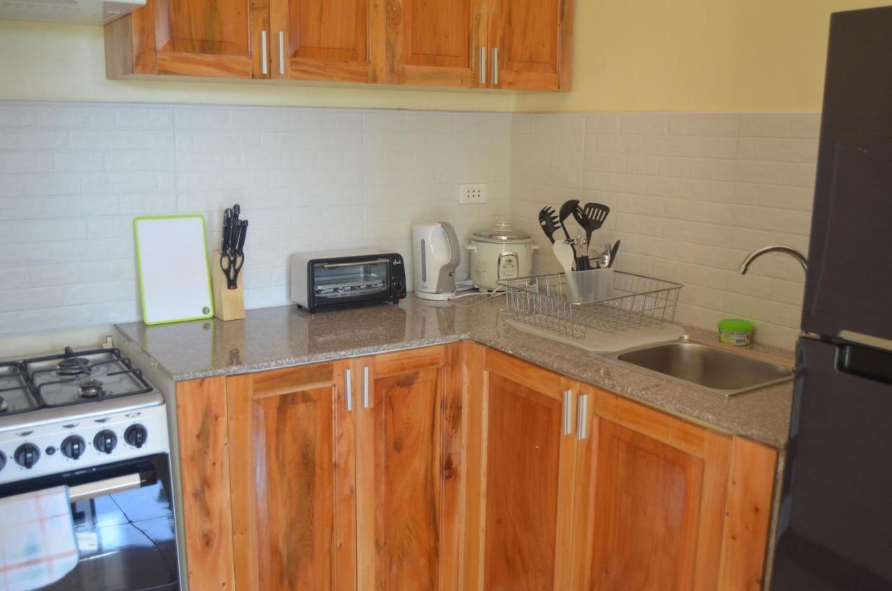 Villa Alessandra Homestay Moalboal Zewnętrze zdjęcie