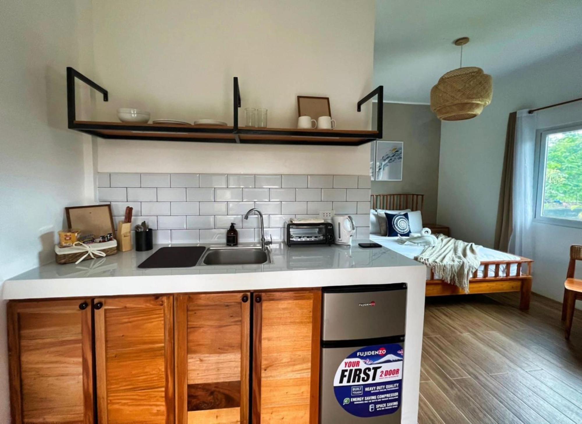 Villa Alessandra Homestay Moalboal Zewnętrze zdjęcie