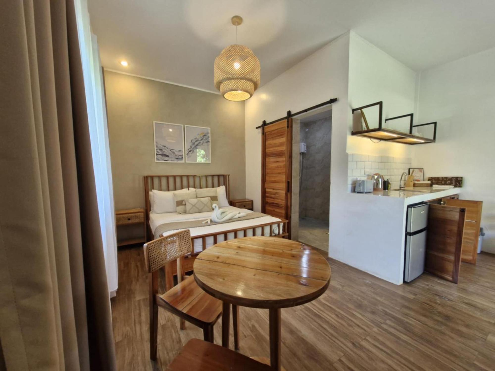 Villa Alessandra Homestay Moalboal Zewnętrze zdjęcie