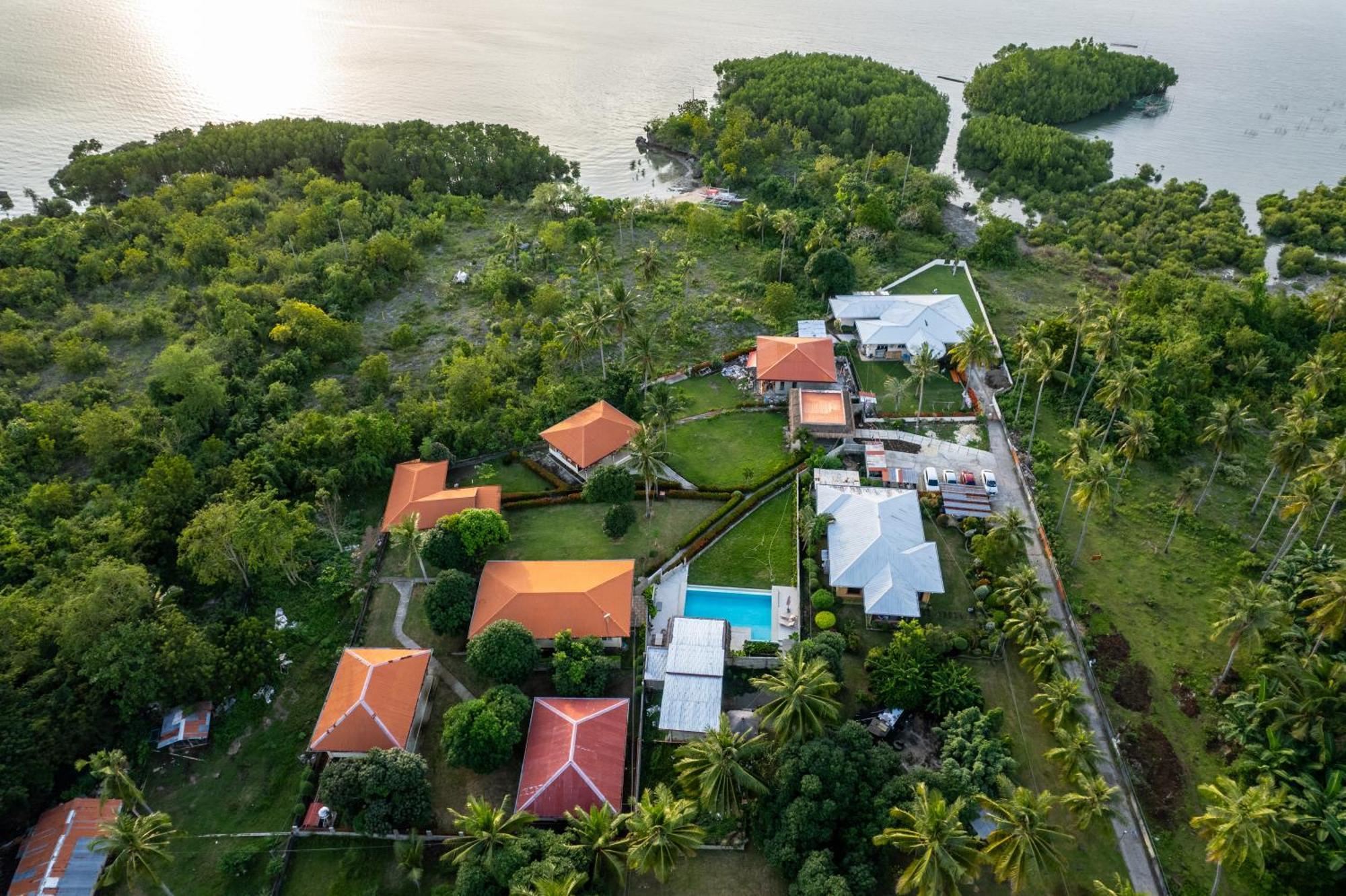 Villa Alessandra Homestay Moalboal Zewnętrze zdjęcie